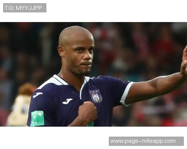 孔帕尼以正面引导激励球队绝不当众批评球员的独特管理风格