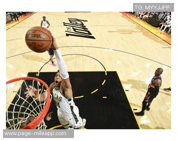 太阳三分火力全开56投22中创赛季新高万箭齐发展现强大实力